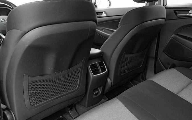 Hyundai Tucson cena 80850 przebieg: 127613, rok produkcji 2019 z Ostrów Lubelski małe 667